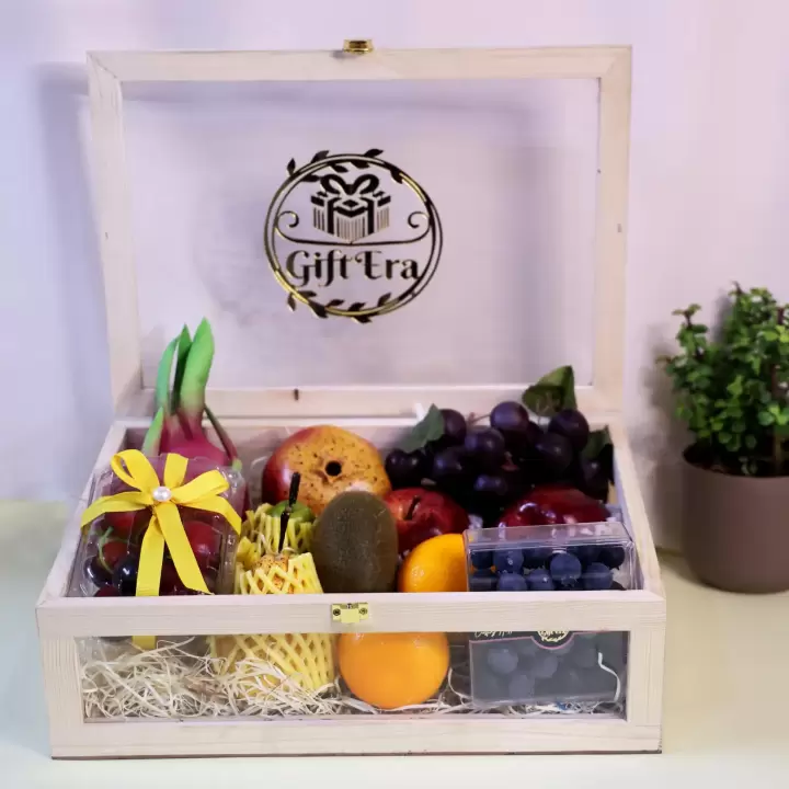 NATURE’S TREASURE CHEST