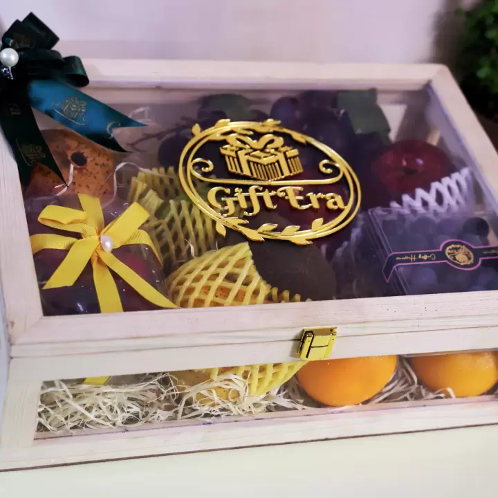 NATURE’S TREASURE CHEST