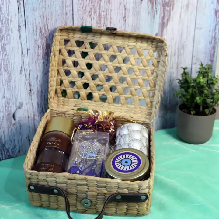 RUSTIC CHARM HAMPER