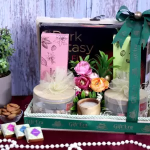 GOURMET INDULGENCE BOX