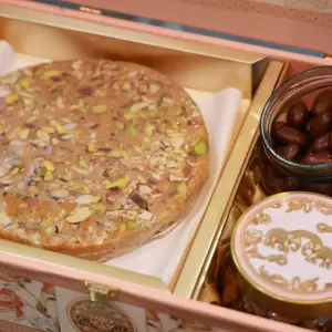 PEACH INDULGENCE BOX